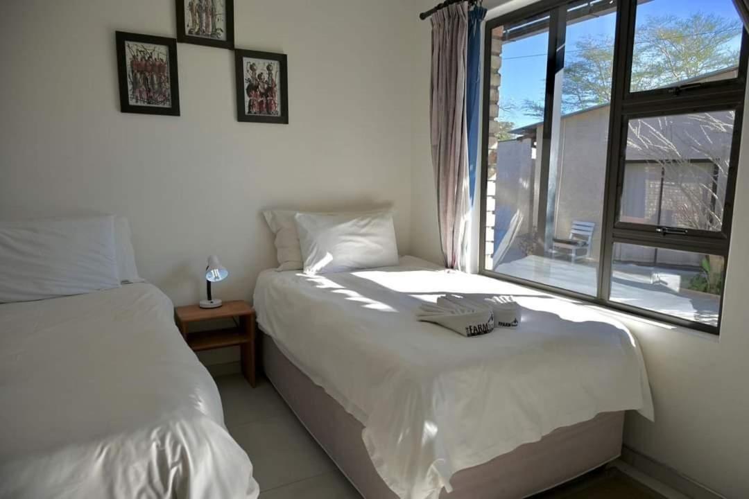 The Farmhouse Boutique Guesthouse And Beergarden Cc Outjo Zimmer foto